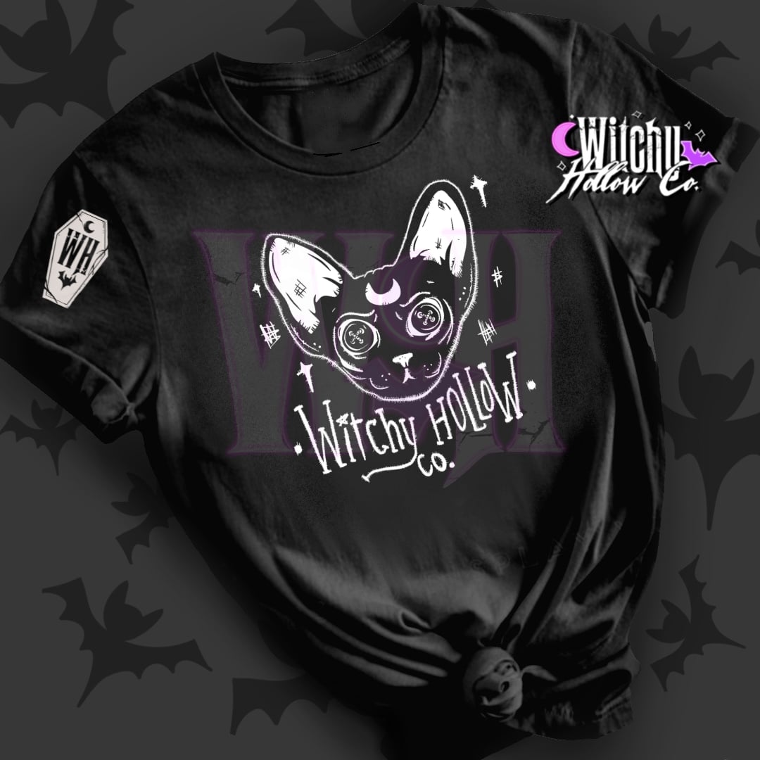 WH button Eye Cat Shirt