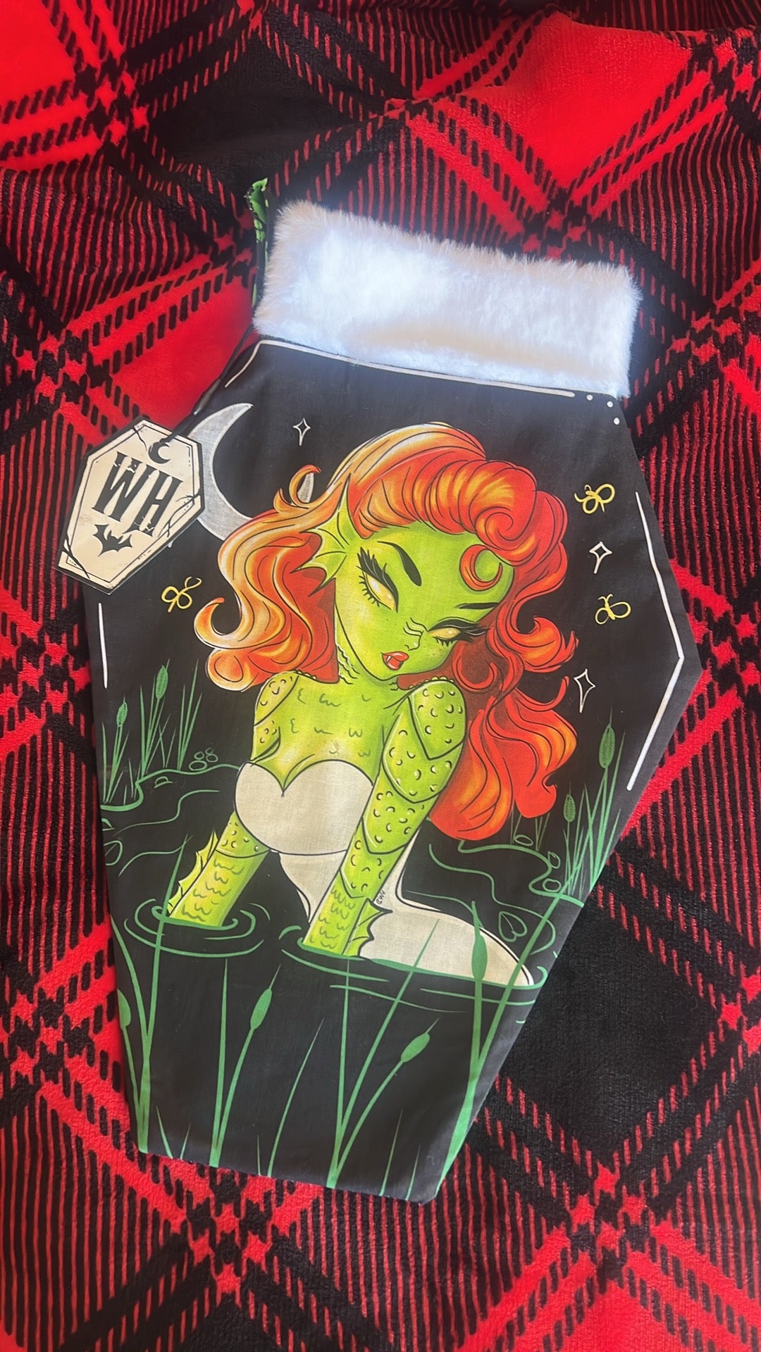 RTS- Lady Creature stocking