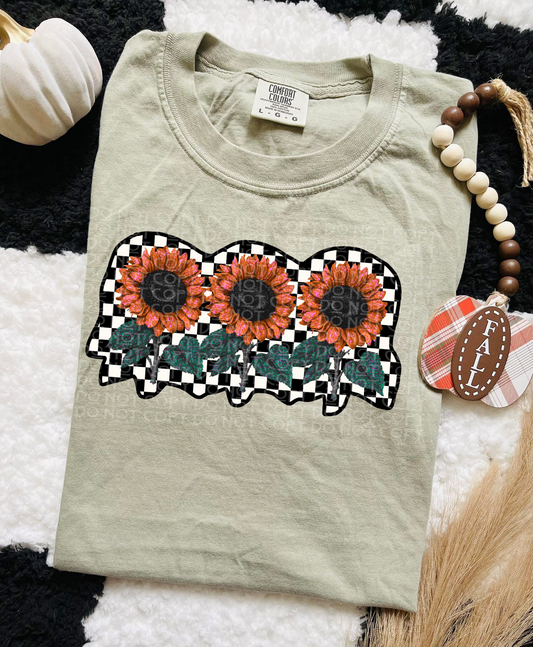 sunflowers Tee- Sleepy Saturday
